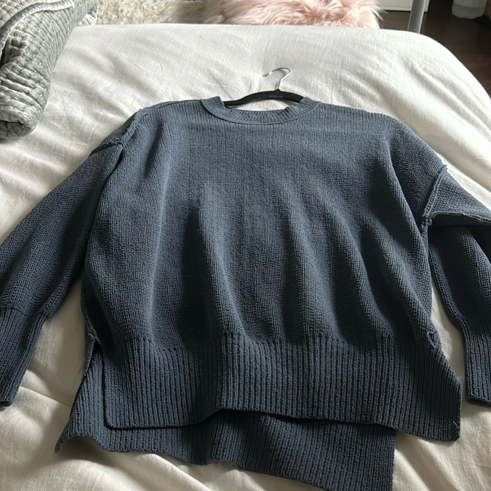 Abercrombie & Fitch Sweater